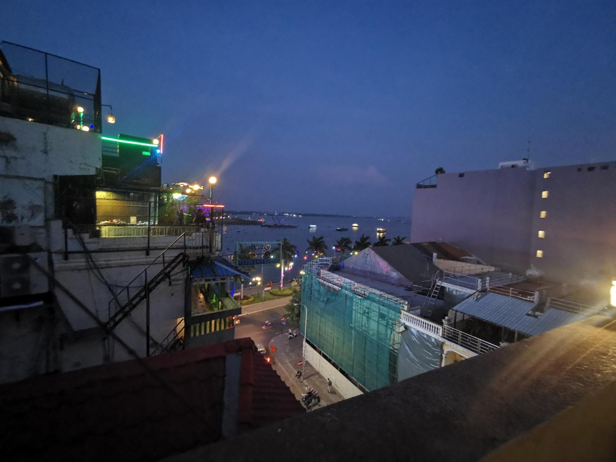 Sovanphum Riverside Phnom Penh Oda fotoğraf